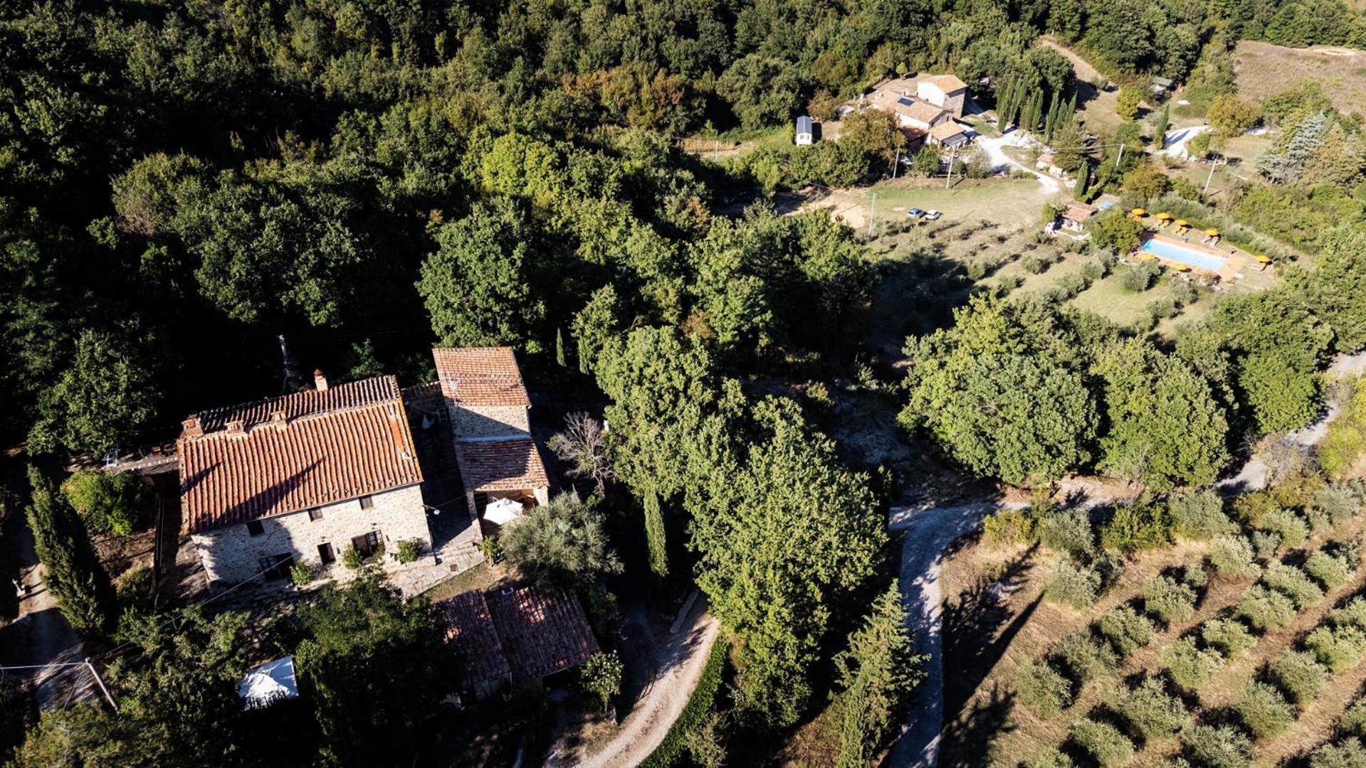 קסטלנובו די ואל די צ'צ'ינה Agriturismo Santa Caterina מראה חיצוני תמונה