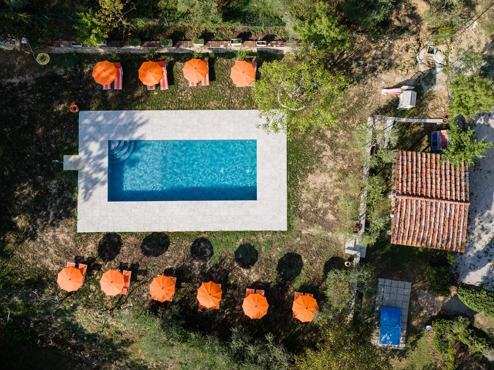 קסטלנובו די ואל די צ'צ'ינה Agriturismo Santa Caterina מראה חיצוני תמונה