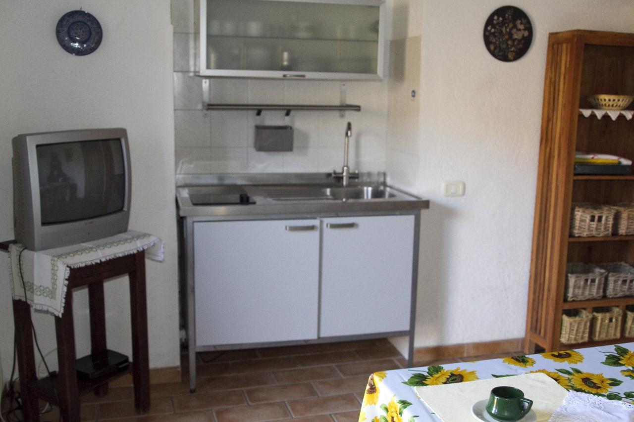 קסטלנובו די ואל די צ'צ'ינה Agriturismo Santa Caterina חדר תמונה